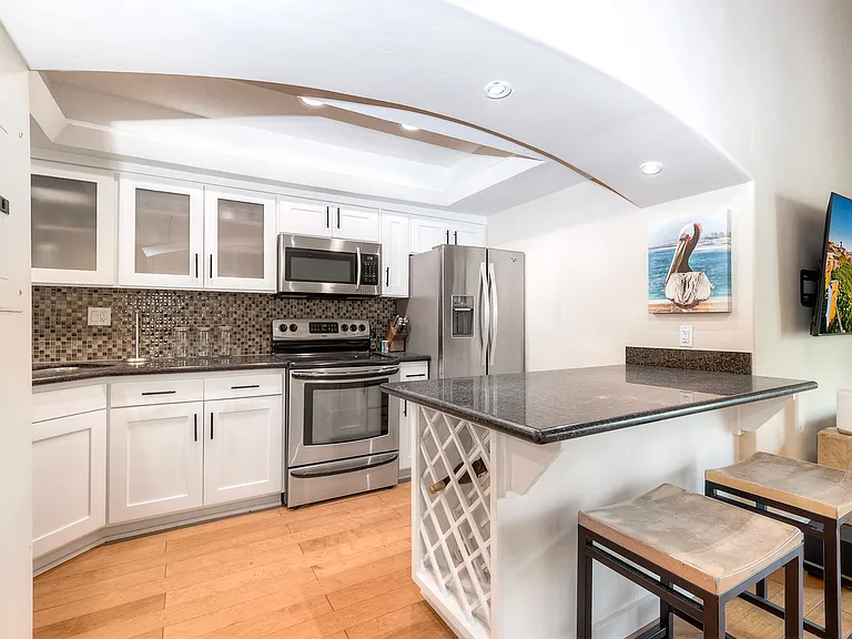 940 Sealane Dr #10 — Photo 8
