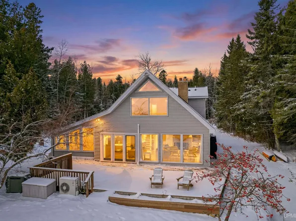 1046 M 35, Bark River, MI 49807