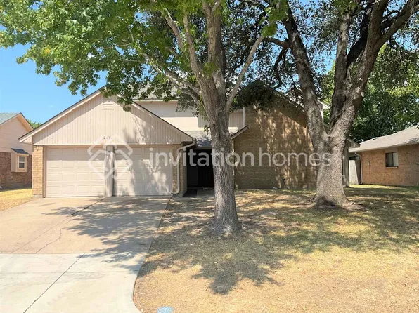 2414 Claremont Dr, Grand Prairie, TX 75052