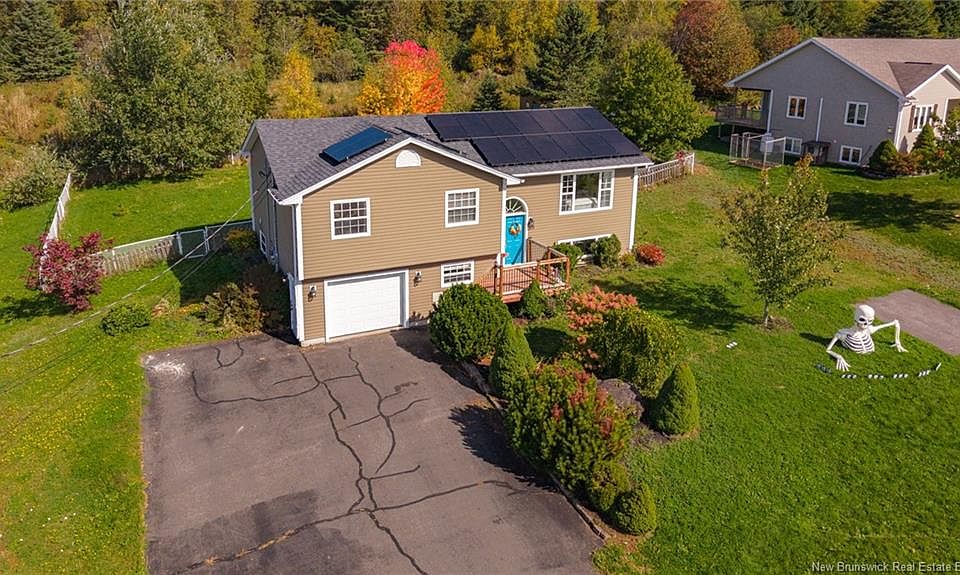 1st image of 65 Kelti Ave