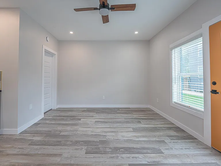 4202 Clay St #D — Photo 17