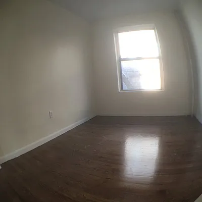 Rented by Bohemia Realty Group | media 28