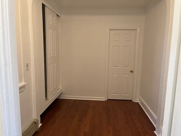 23-03 Rosalie St — Photo 18