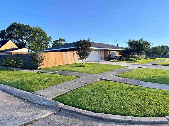 2nd image of 1503 McDermott Dr