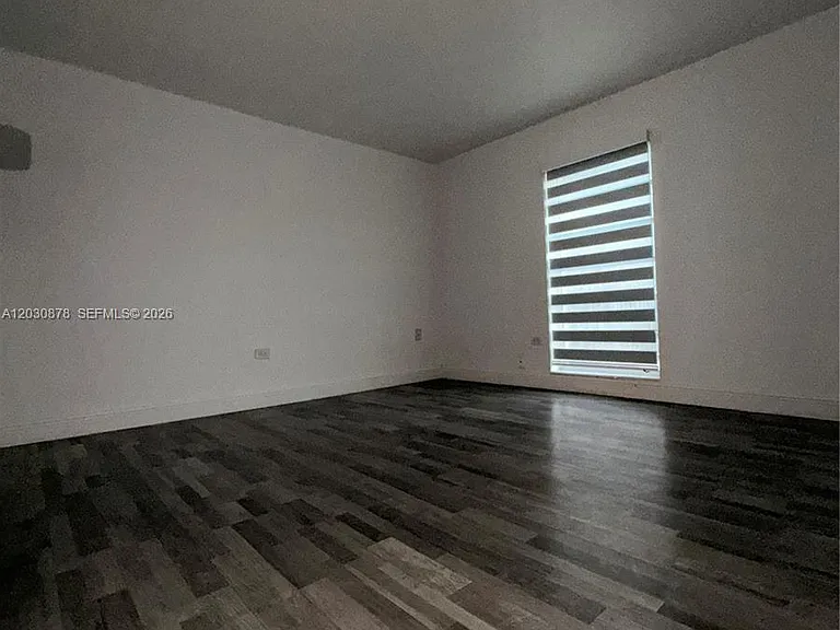 7250 SW 94th Pl #B8 — Photo 10