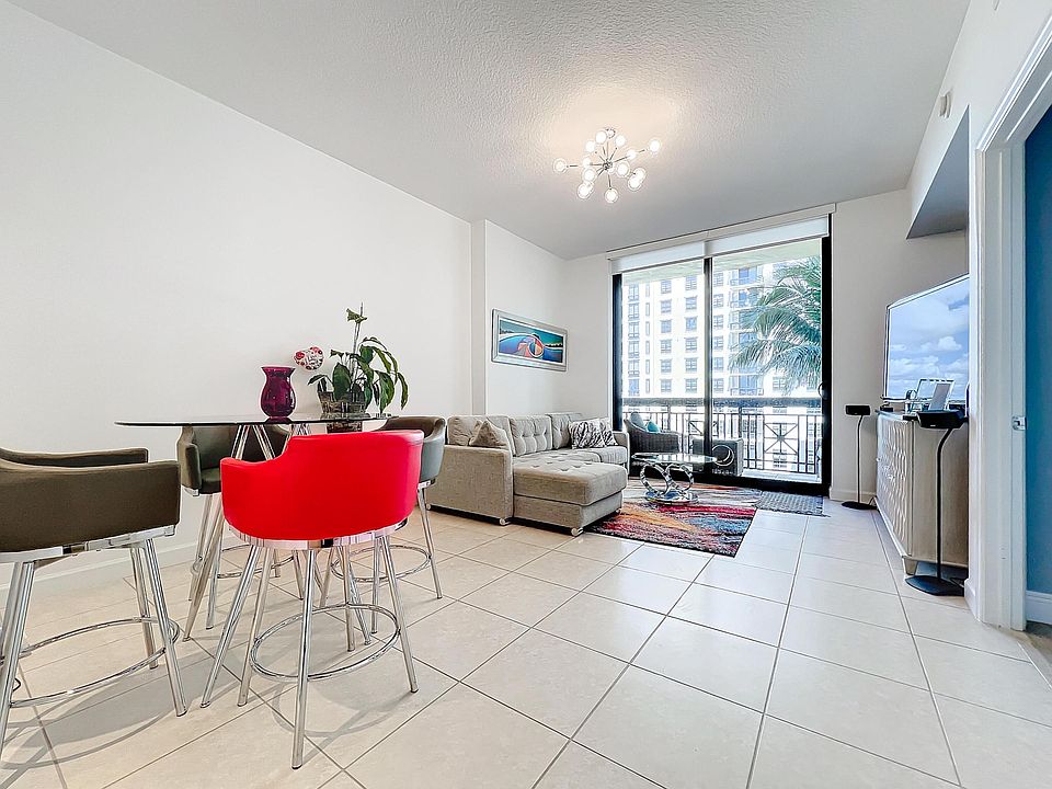 1st image of 801 S Olive Avenue #928