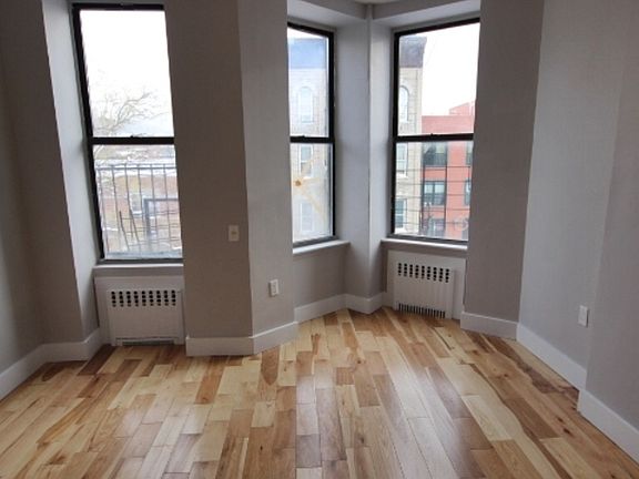 3rd image of 407 Chauncey St APT 1C