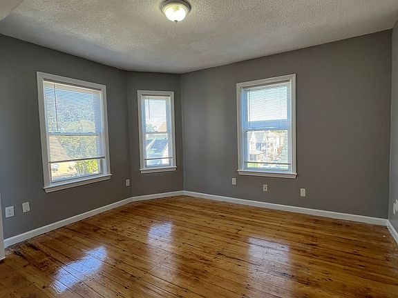 2nd image of 94 Armandine St APT 3