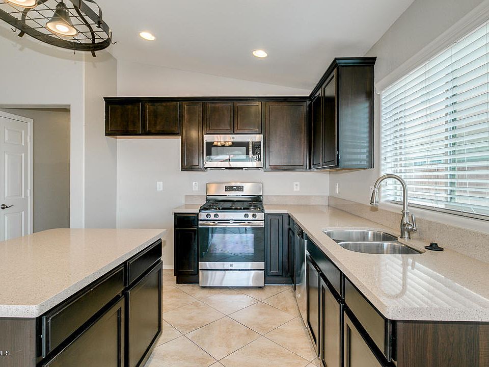 1st image of 2206 E Hazeltine Way