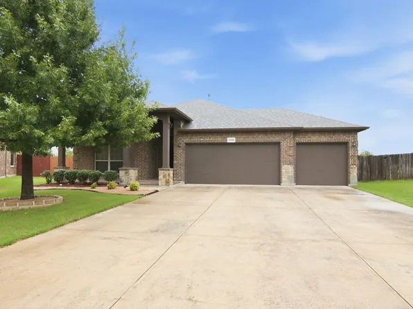 2444 Half Moon Bay Ln, Fort Worth, TX 76177