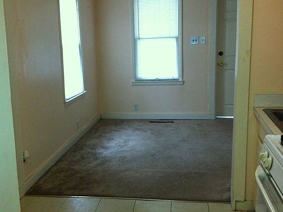 from kitchen into living rm