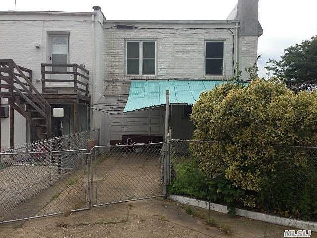 1st image of 8516 Dumont Ave