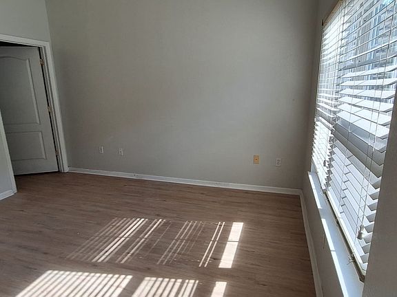 2nd image of 3004 Bonfire Beach Dr APT 205