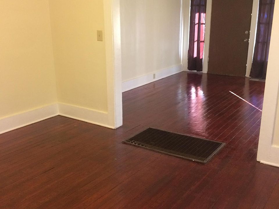 2nd image of 973 50th St N