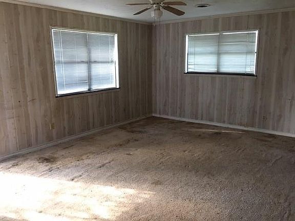 5th image of 401 McFarland St