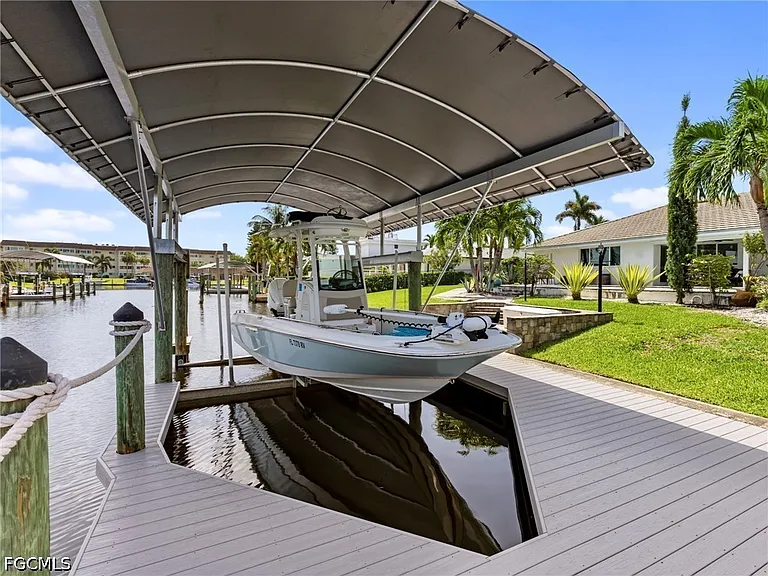 1029 Wittman Dr — Photo 42