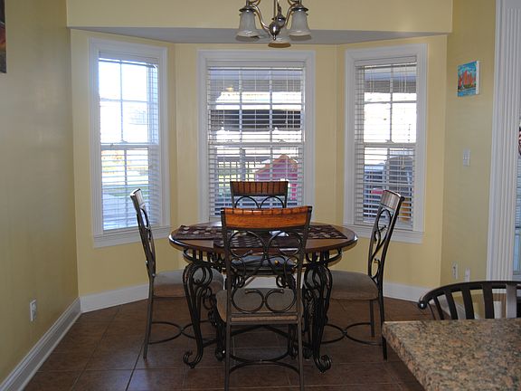 3rd image of 516 Blue Spruce Dr