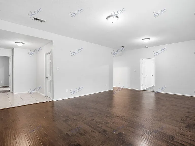 508 W Lone Star Ave — Photo 6