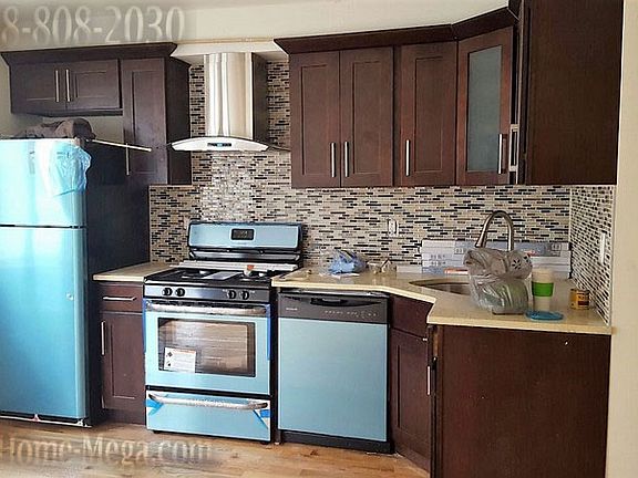 3rd image of 143-30 Farmers Blvd #11