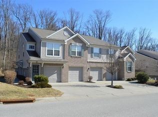 551 Riversbreeze Dr, Ludlow, KY 41016