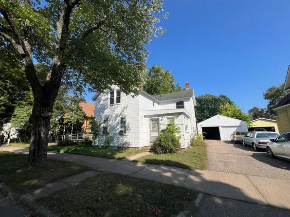 905 S 6th Ave, Wausau, WI 54401