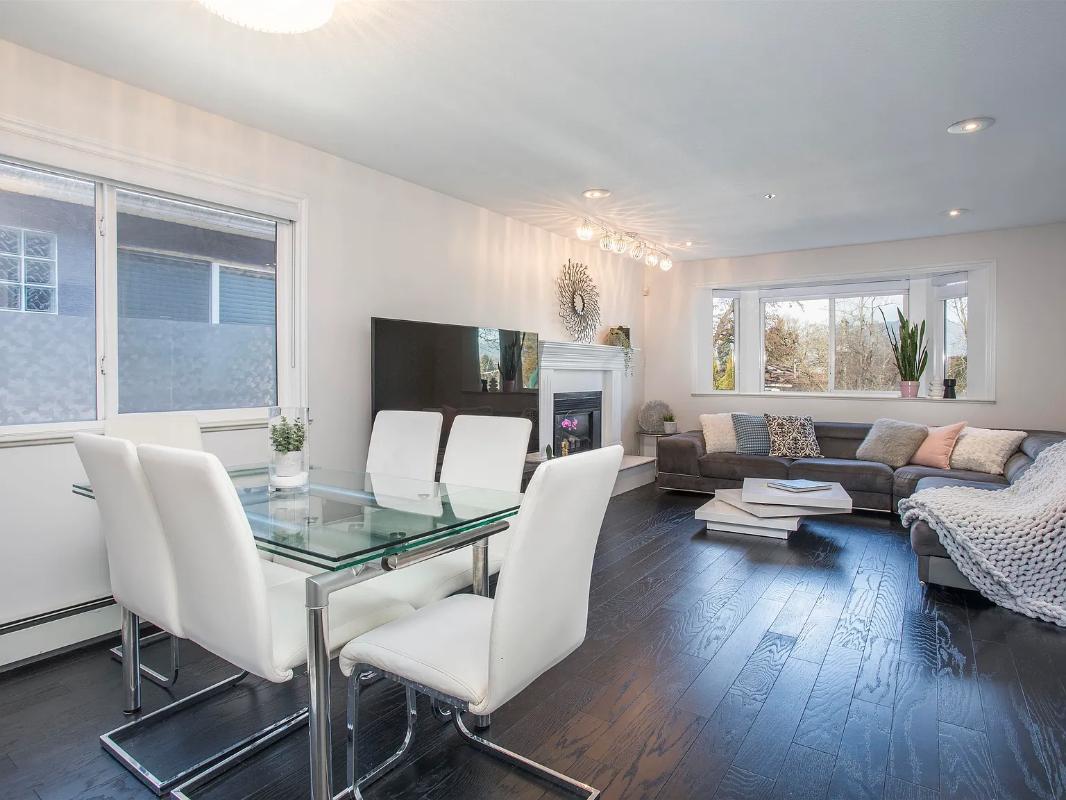 4 bed, $4,500 — Photo 2