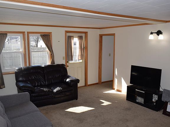 2nd image of 243 Southview St