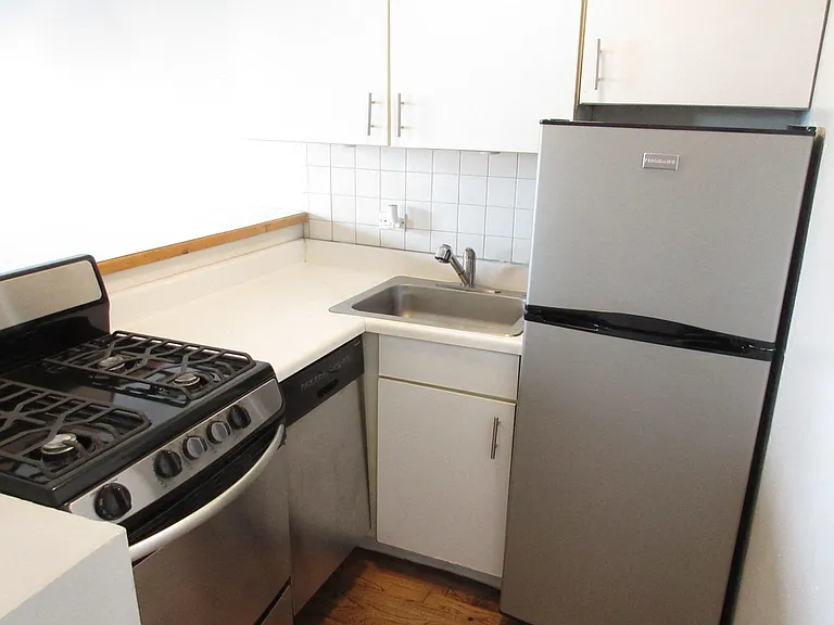 Park View Apartments — Photo 70