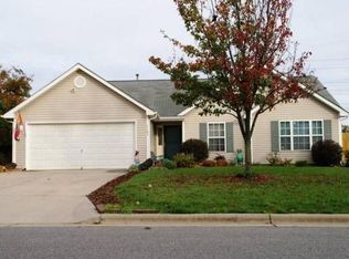4105 Landerwood Dr, Greensboro, NC 27405