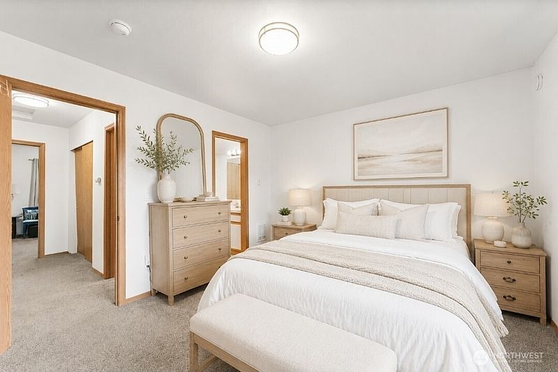 4th image of 4016 7th Street SW #A106