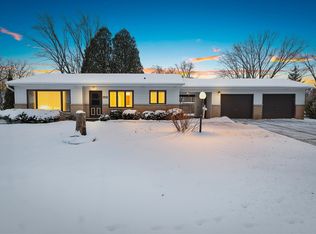 158 Vande Hei Rd, Green Bay, WI 54301