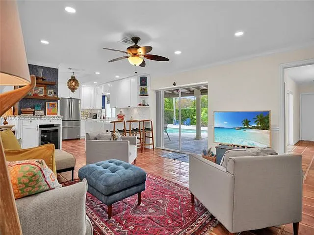 15280 SW 72nd Ave — Photo 11