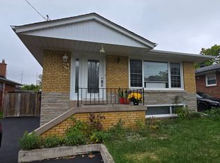 24 Wantanopa Cres, Toronto, ON M1H 2B3
