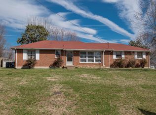 729 Robert Burns Dr, Nashville, TN 37217