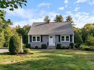 25 Webster Ave, Pelham, NH 03076