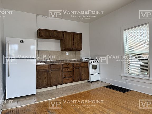 3rd image of 326 S Quincy St #3