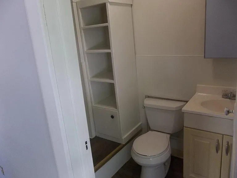 510 S Fancher St #3 — Photo 6
