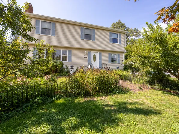 158 North Elm Street, Manchester, CT 06042