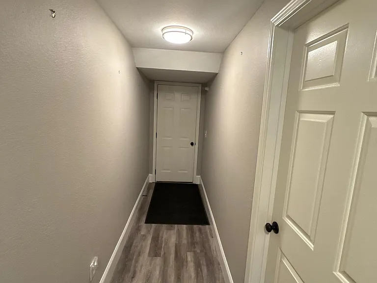 11631 Tomahawk Creek Pkwy #J — Photo 25