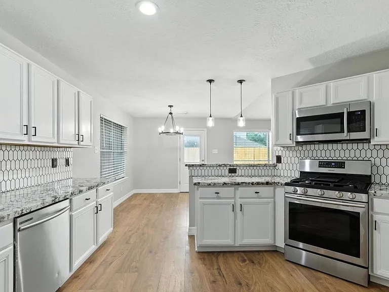 4127 Great Forest Ct — Photo 13