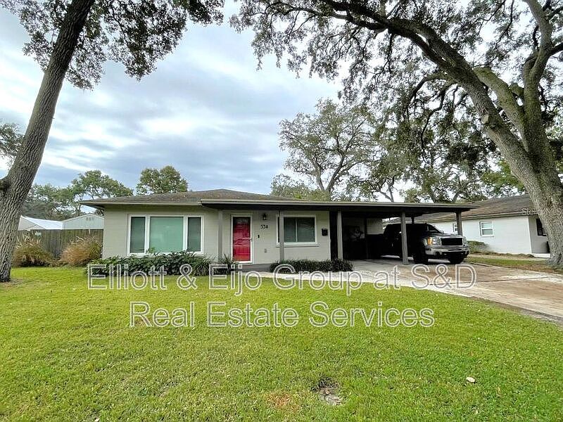 1st image of 534 W Palmeden Dr