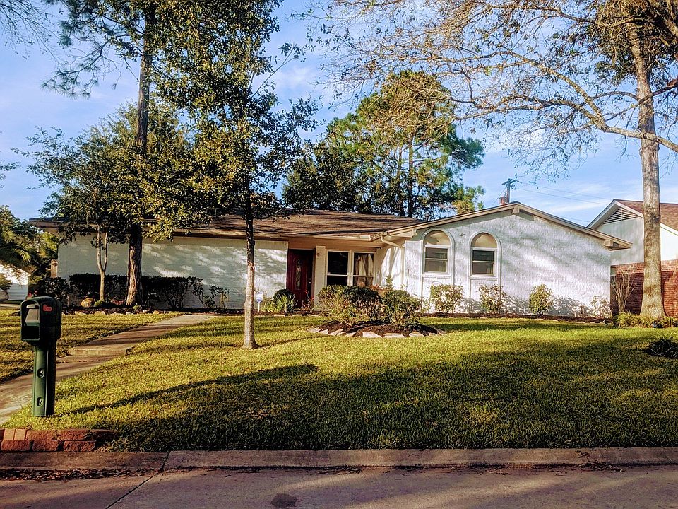 1st image of 2026 Fairfield Ct S