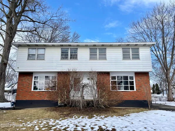 5 Charles Avenue, Colonie, NY 12205