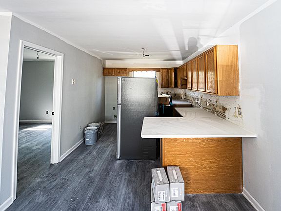 3rd image of 286 Washington Ave #2F