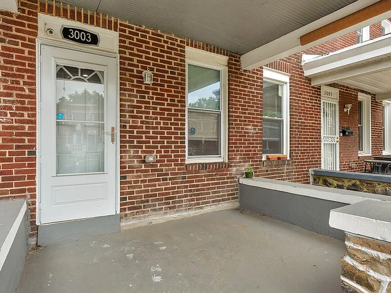 3003 W Garrison Ave — Photo 5