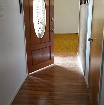 3rd image of 1302 Wedgewood Dr