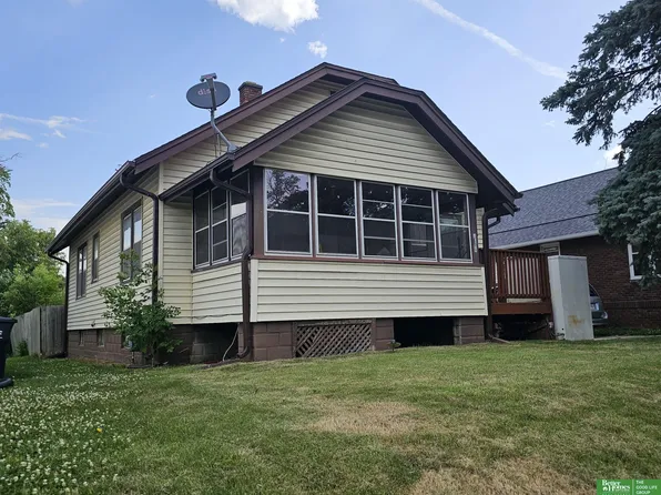 4108 Maple St, Omaha, NE 68111