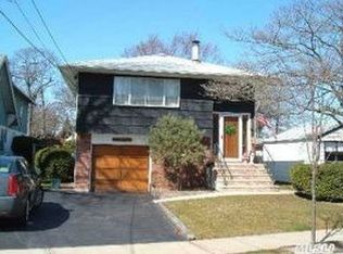 209 Rocklyn Ave, Lynbrook, NY