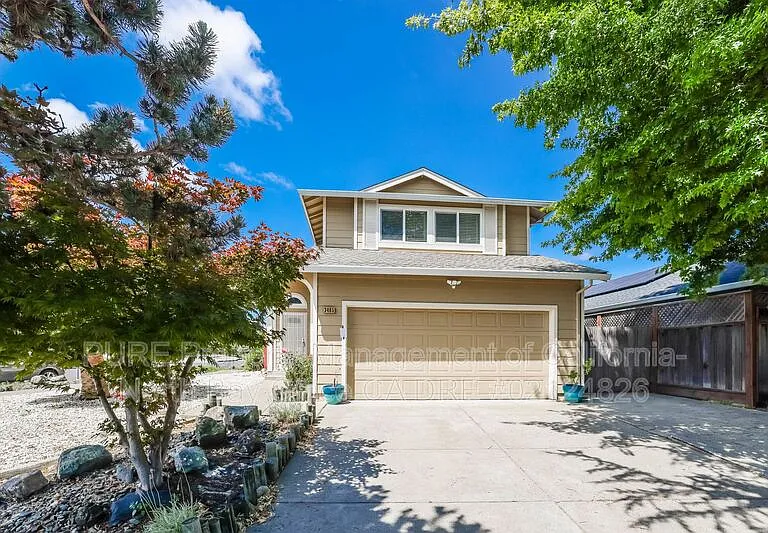 3465 Walnut Grove St — Photo 1