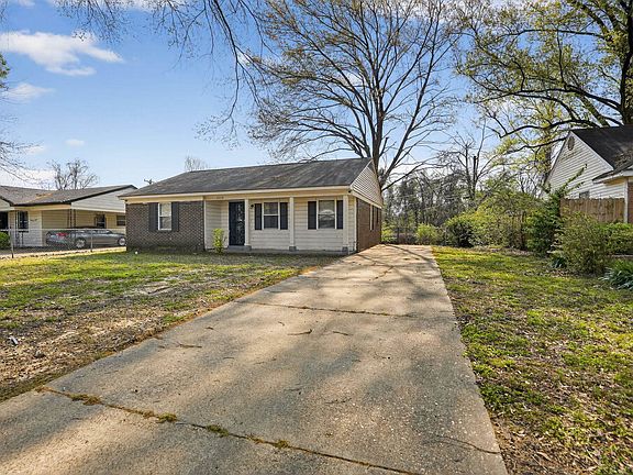 2nd image of 4118 Westmont Rd